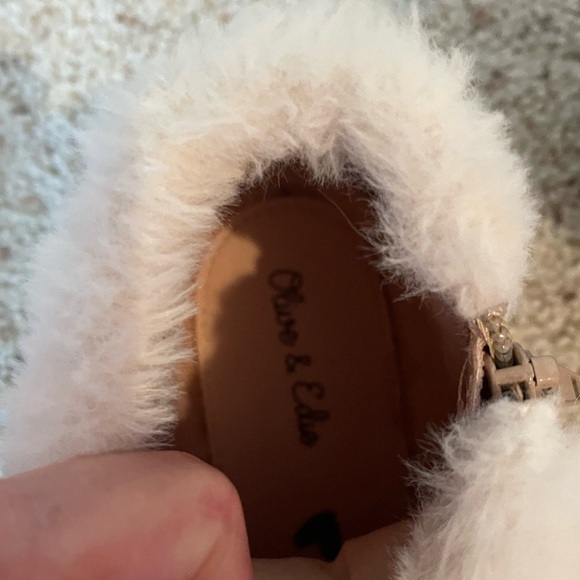 Olive & Edie - Gold Boots - Picture 4 of 5